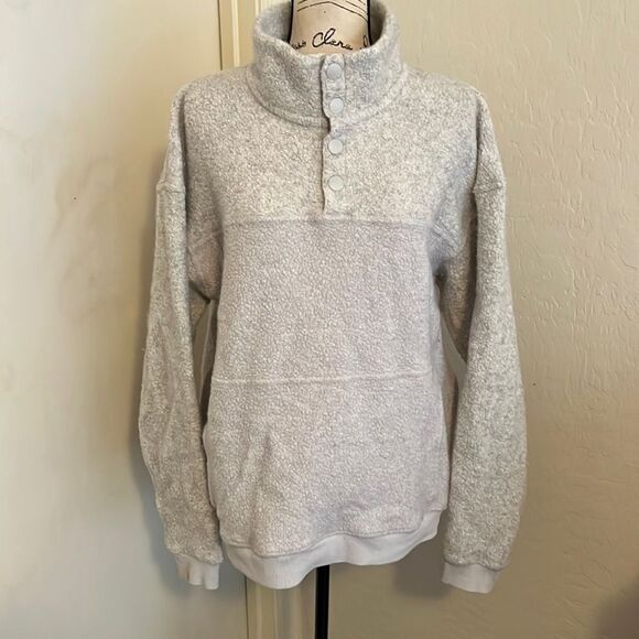 Outdoor Voices Gray Snap Button Sweatshirt Casual Loungewear Cozy Comfy Modern - Picture 1 of 10